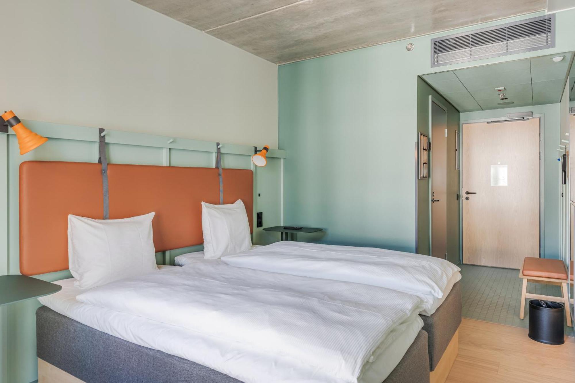 Comfort Hotel Helsinki Airport วานตา ภายนอก รูปภาพ