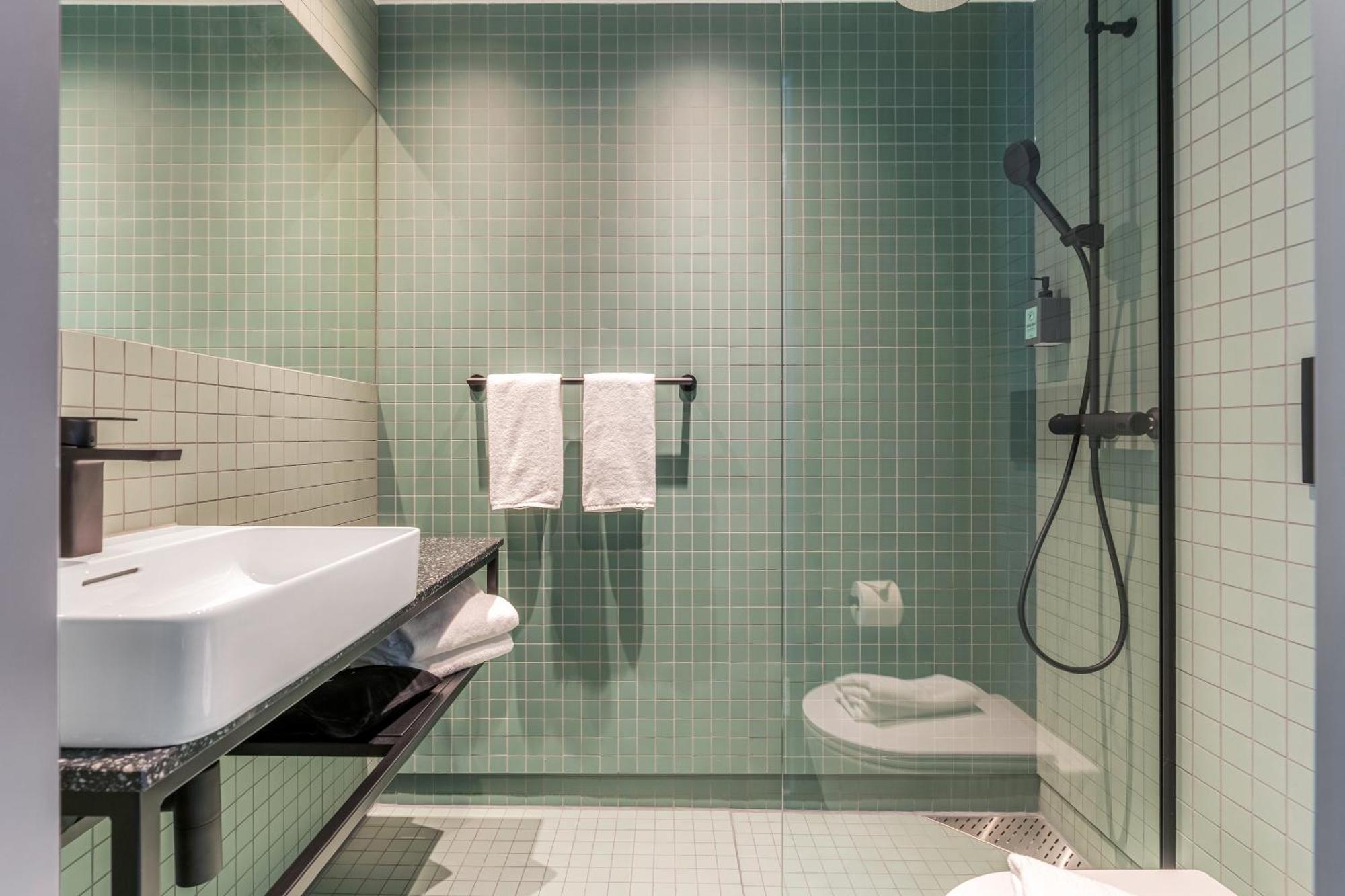 Comfort Hotel Helsinki Airport วานตา ภายนอก รูปภาพ